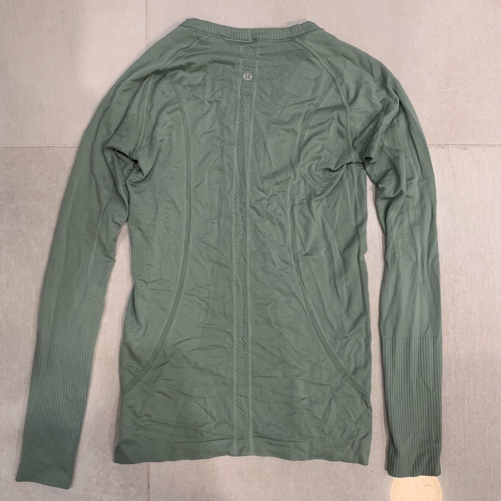 Lululemon top, size 6